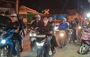 Warga Lampung Serbu Masker Imbas Hujan Abu Vulkanik Anak Krakatau