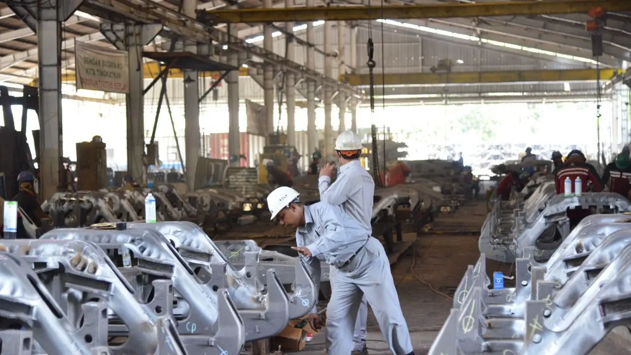 Lini Produksi BUMN PT Barata Indonesia ( Persero).