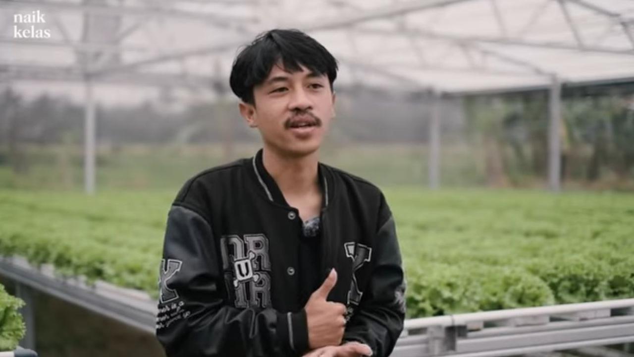 “Saya pernah diolok-olok, tapi enggak mematahkan semangat malah pengen buktiin bahwa petani juga bisa sukses,”