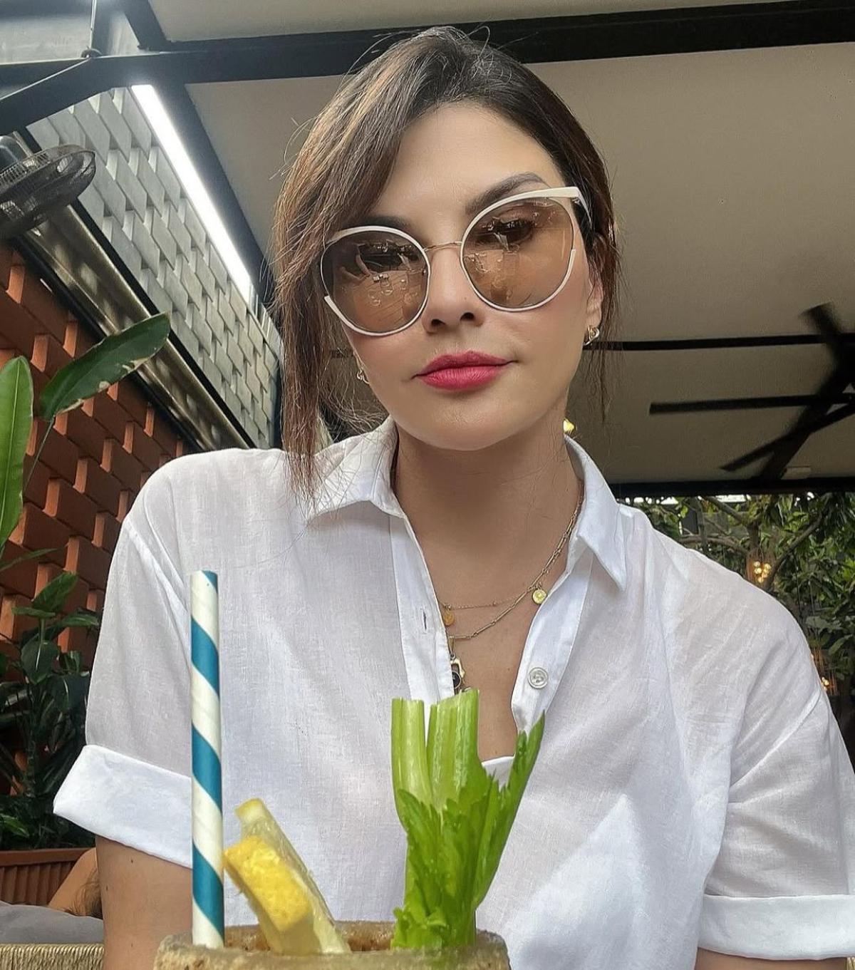 6 Potret Tamara Bleszynski Tampil Awet Muda, Kulit Kencang dan Nyaris Tanpa Keriput
