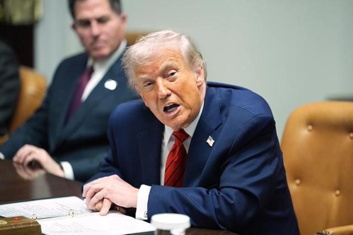 Donald Trump Mengumumkan Tarif Global Baru 10% Usai Kalah dari MA