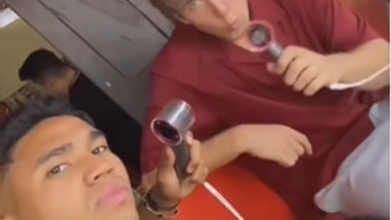 Marselino dan Ole Romeny