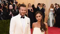 David Beckham turut bangga dan mendoakan karier istrinya. Menurut David, selama 42 tahun ia begitu bahagia memiliki istri yang sangat bertalenta seperti Victoria. (AFP/Bintang.com)