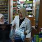 Menteri BUMN Erick Thohir memastikan apotek Kimia Farma tidak menaikan harga masker semena-mena imbas penyebaran virus Corona di Indonesia.