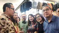 Menteri Perdagangan (Mendag) Zulkifli Hasan mengunjungi ITC Mangga Dua Mall, pada Rabu, (4/10/2023). (Elza/Liputan6.com)