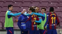 Pemain Barcelona merayakan gol penentu yang dicetak Antoine Griezmann saat menang 2-1 atas Athletic bilbao (AP)