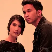 Naga Lyla dan Feby Rizky Andhika menujukkan perhatian lewat tindakan.