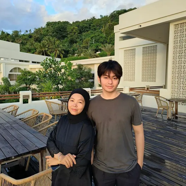 6 Potret Dinda Yunarmi Kakak Angga Yunanda, Terpaut 5 Tahun dengan Sang Adik