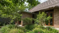 7 Model Rumah Sederhana dengan Taman Konsep Wild Garden Biar Natural, Menenangkan
