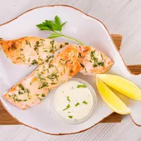 Resep Baked Salmon dengan Lemon Herb./Copyright depositphotos.com/skylinefree