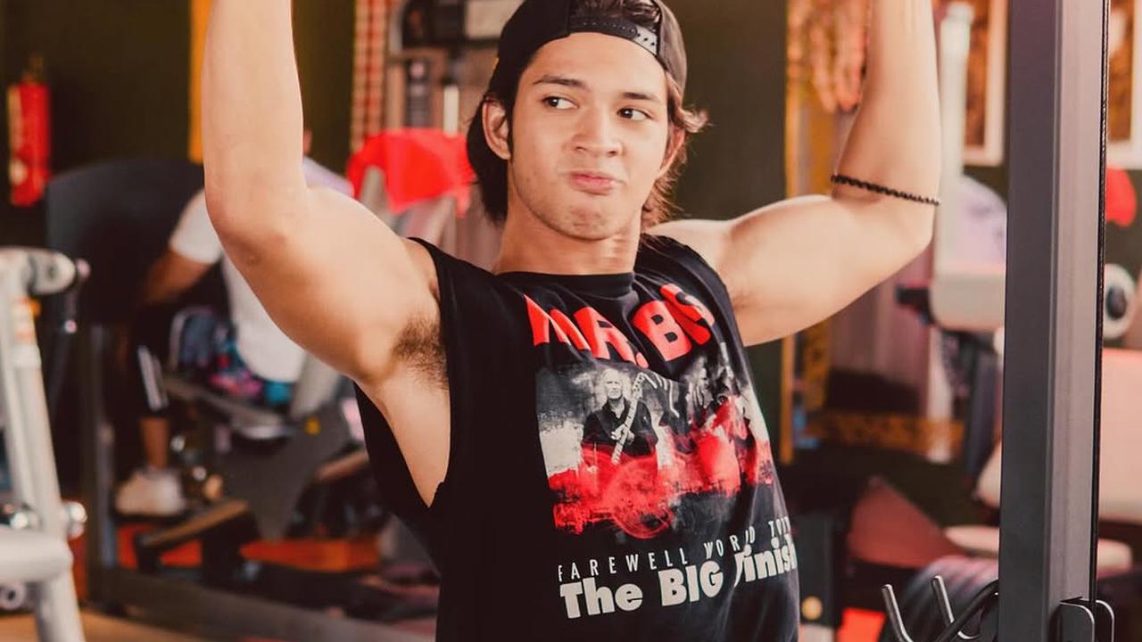 Potret Ganteng Arya Mohan, Pemain Sinetron 'ASMARA GEN Z' yang Kini Jadi Idola Baru