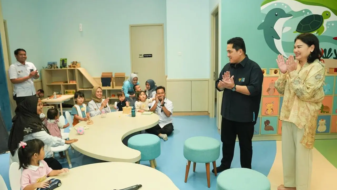 Menteri Badan Usaha Milik Negara (BUMN) Erick Thohir meluncurkan fasilitas daycare di Kementerian BUMN, pada Jumat (22/12/2023). (Dok KBUMN)
