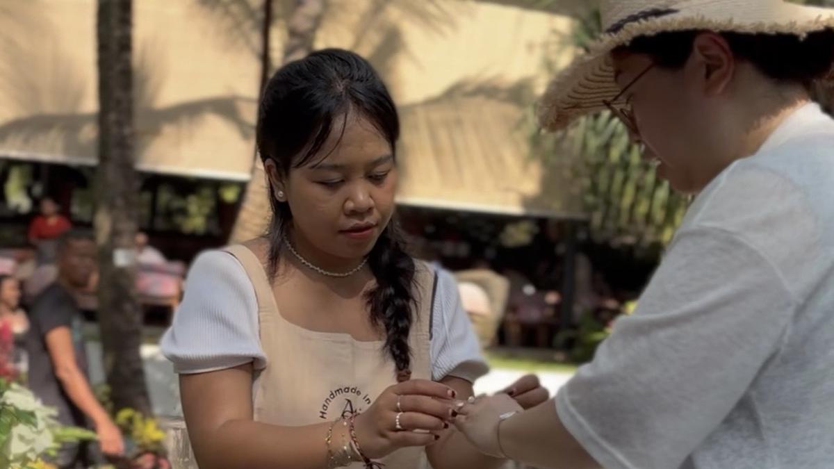 Melawan Keraguan Diri: Perjalanan UMKM Mutiara Bali Juara Program SisBerdaya DANA