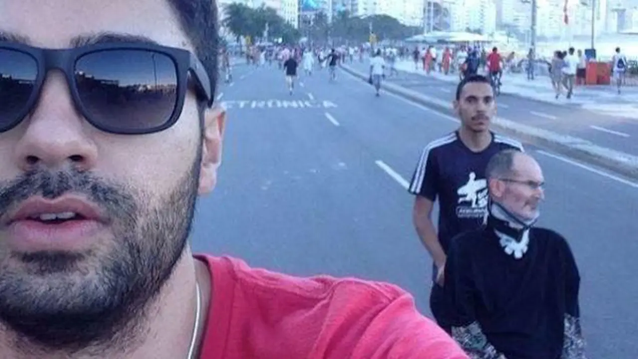 Steve Jobs Belum Wafat, Masih Berkeliaran di Brasil?