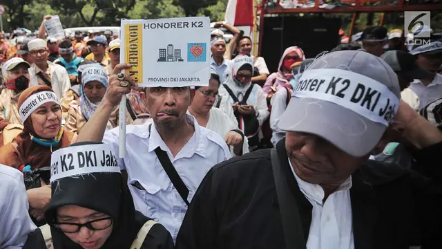 Minta Diangkat Jadi PNS, Pegawai Honorer Demo di Balai Kota DKI