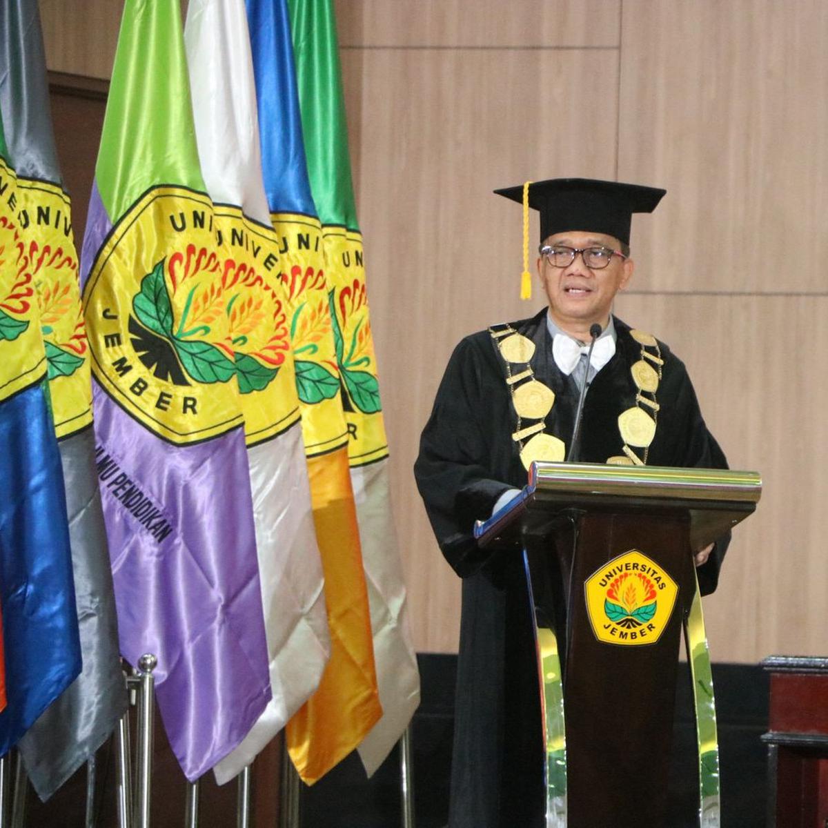 anak petani sederhana lulus sarjana