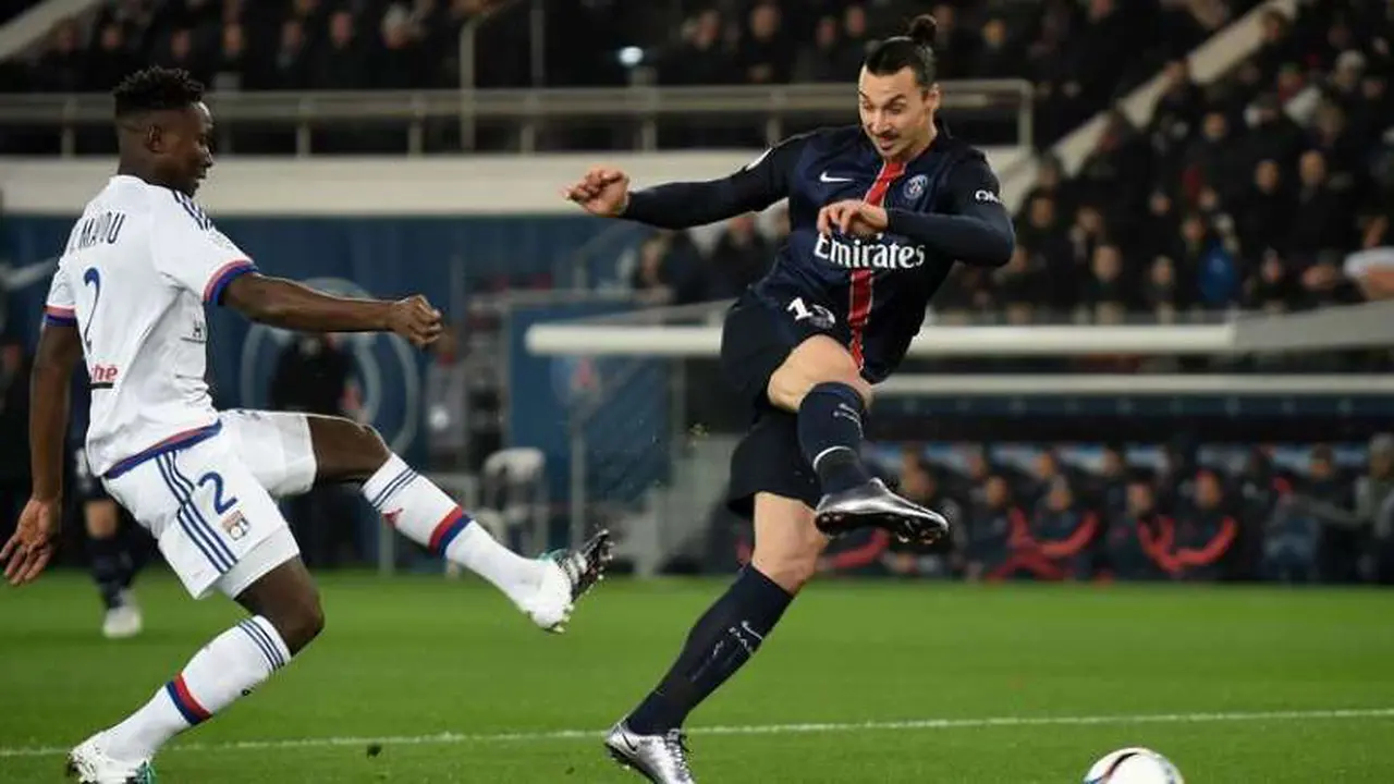 Mapou Yanga-Mbiwa dan Ibrahimovic
