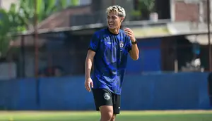 Dua Eks Persib Bandung Ini Jadi Senjata Baru Arema FC Lewat Lemparan Jauh