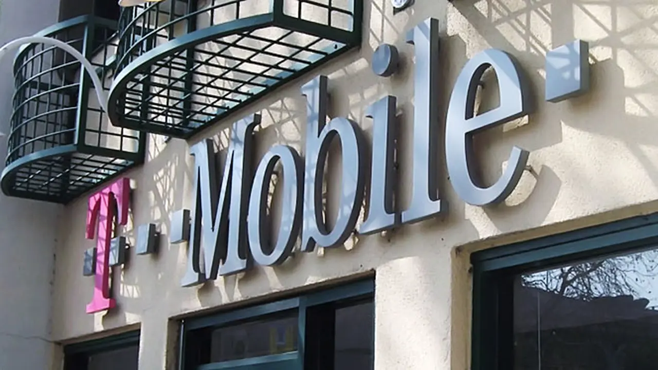 t-mobile-140220b.jpg