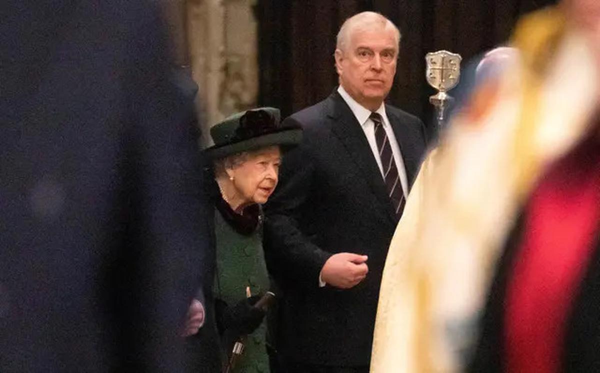 Terlilit Skandal, Pangeran Andrew Tanggalkan Gelar Kebangsawanan Duke of York