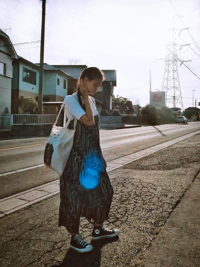 Pesona Yuki Kato Dalam Busana Kain Nusantara. (Sumber: Instagram/yukikt)