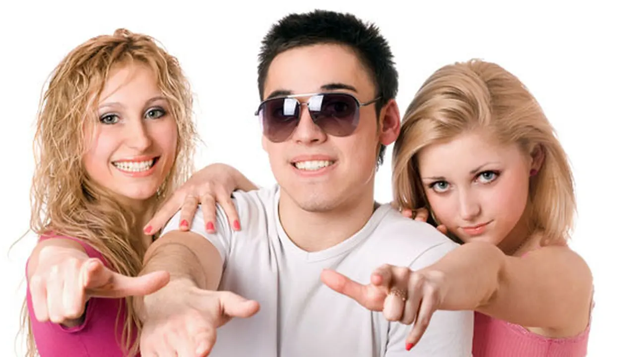 (c) shutterstock