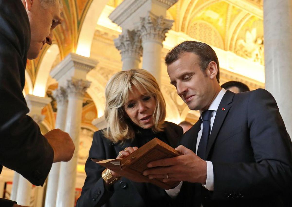 Emmanuel Macron and Brigitte Macron