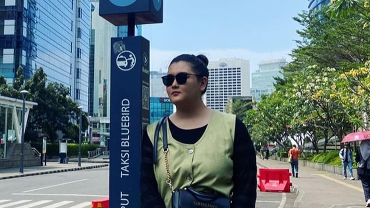 Potret Talitha Curtis Rayakan Tahun Baru 2025 dengan Sederhana di Rumah, Curhat Penuh Syukur