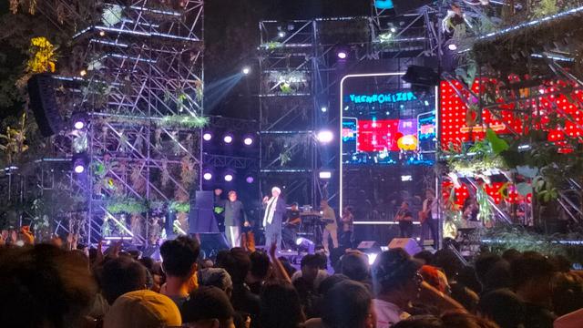 Hadad Alwi dan Opick Getarkan Synchronize Fest 2025. (M Altaf Jauhar/ Liputan6.com)