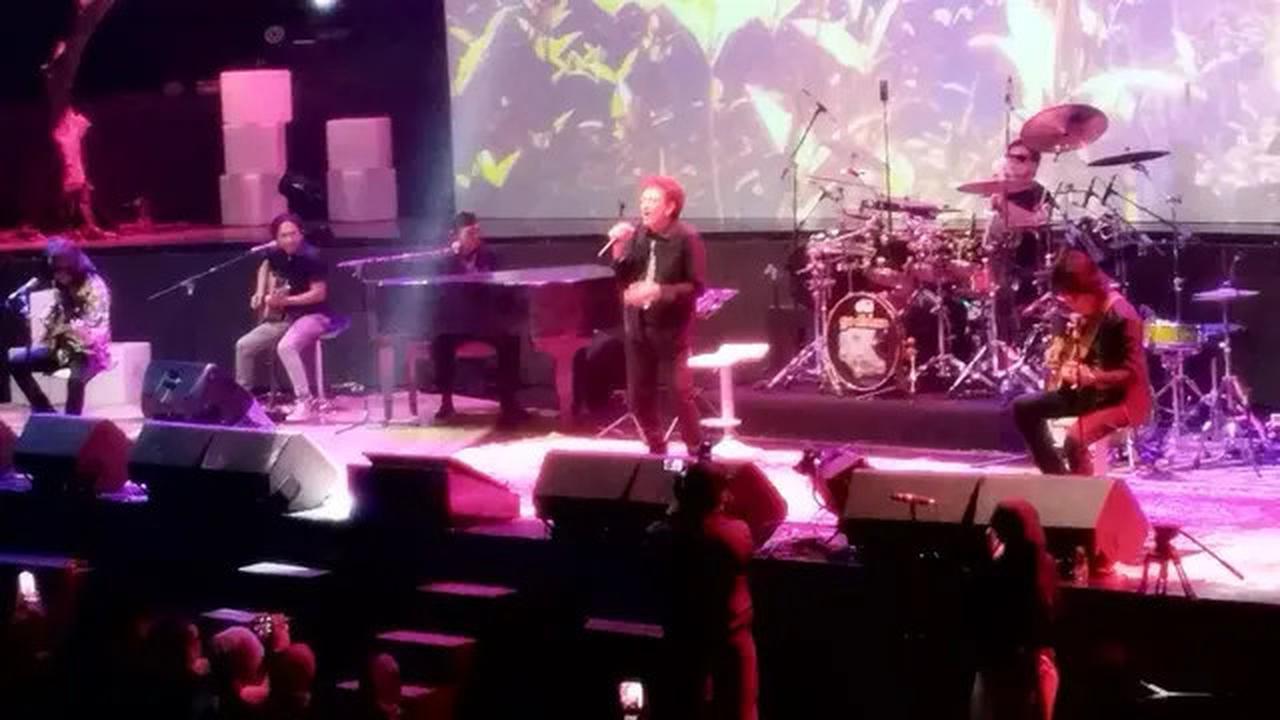 God Bless Buka Konser Unplugged dengan Bla Bla Bla, Ungkap Cerita di Balik Terciptanya Lagu