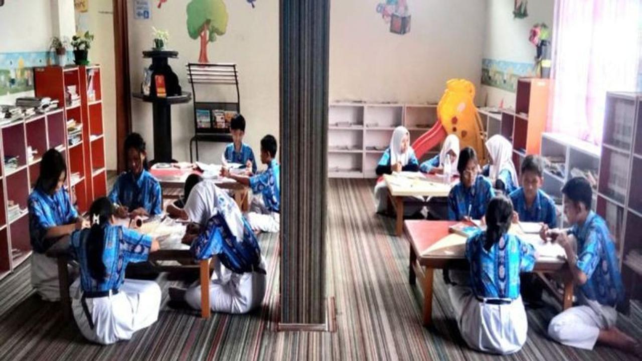 Tahukah Anda? Disarpustaka Kapuas Berhasil Tumbuhkan Minat Baca Pelajar dengan Kunjungan Edukatif