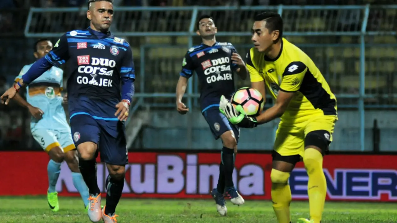 Cristian Gonzales dan Choirul Huda