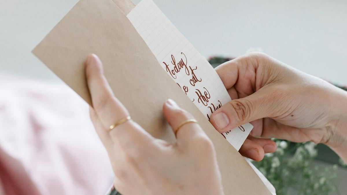 60 Pantun Ulang Tahun Lucu untuk Teman hingga Keluarga, Bikin Ngakak