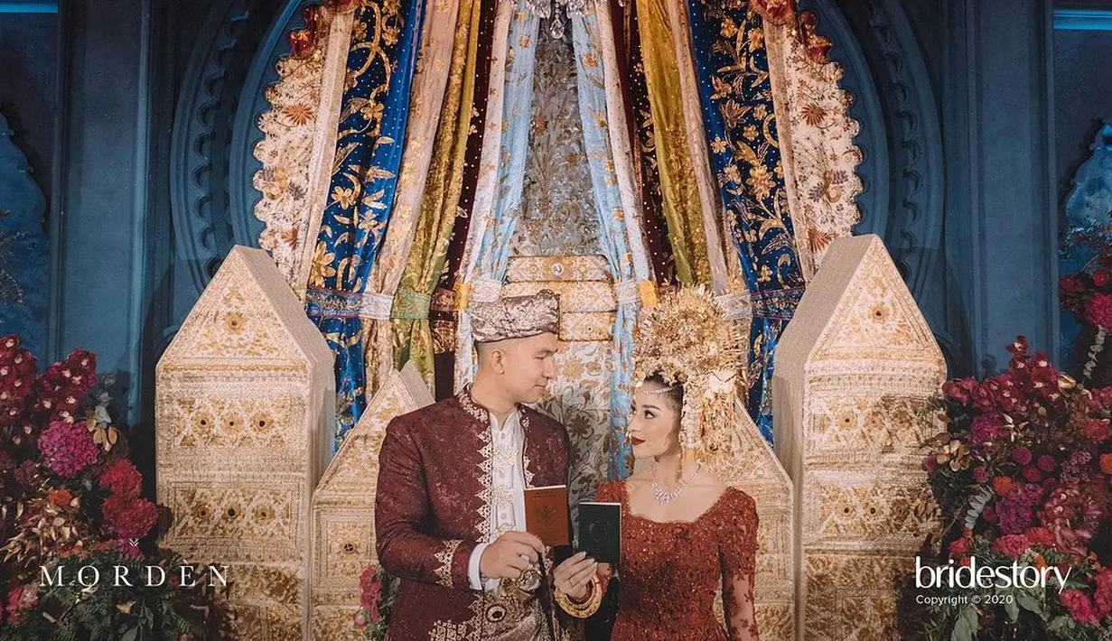 Sebagai suami, Indra selalu mendukung apapun yang dilakukan istrinya. Termasuk soal aktivitas syuting. Namun ternyata ada beberapa syarat yang diberikan Indra dan harus diikuti sang istri. (Instagram/nkitawillyofficial94)