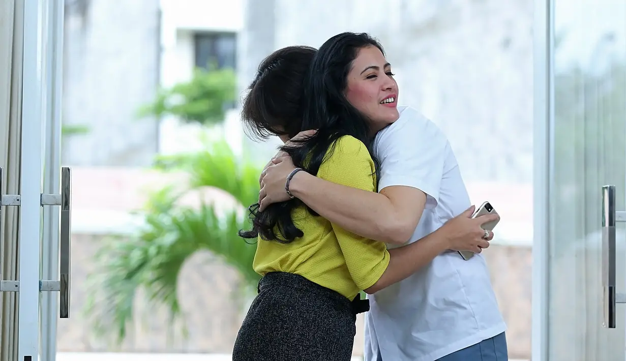 Menurut sutradara sinetron Anak Sekolahan, Maruli Ara, selian ide cerita yang dipersiapkan secara matang, tapi juga soal pemilihan pemain dan kru yang terlibat dalam proses penggarapannya diseleksi secara ketat. (Bambang E. Ros/Bintang.com)