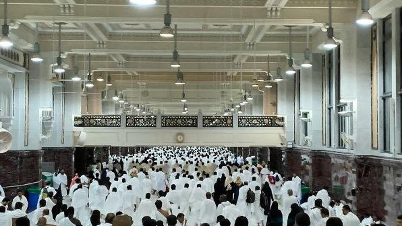 Cara Mengecek Keberangkatan Haji Langsung Melalui Travel
