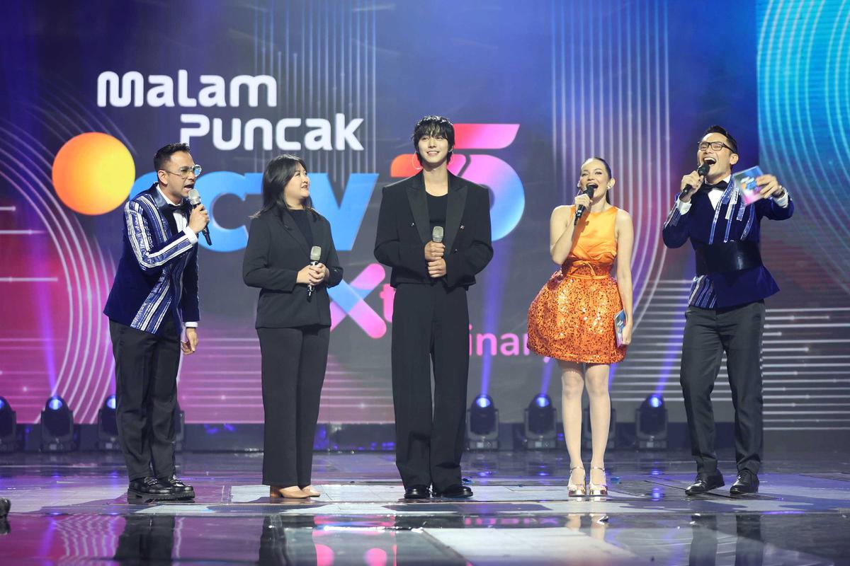 FOTO: Meriahnya HUT SCTV 35 Xtraordinary, Dari Ahn Hyo Seop hingga Iwan Fals Satu Panggung