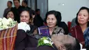 "Pesannya dia curhat. dia gak pernah dapat royalti apapun. Itu pesan beliau sebelum sakit," kata Ari Kusmiran di Rumah Duka RS Fatmawati, Jakarta Selatan, Kamis (25/8). (Deki Prayoga/Bintang.com)