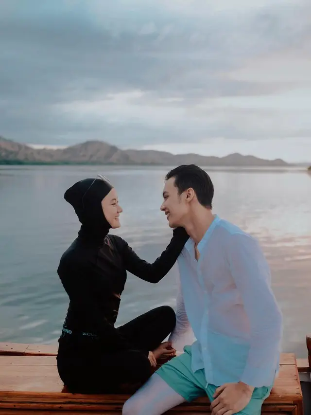 Rey Mbayang dan Dinda Hauw