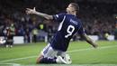 Skotlandia sukses menuntaskan dendam atas Ukraina pada laga UEFA Nations League di Stadion Hampden Park, Kamis (22/9/2022). (AP/Scott Heppell)
