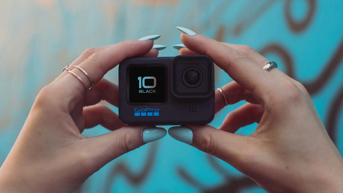 Harga GoPro HERO10 Black, Kamera Aksi dengan Stabilisasi HyperSmooth Terbaik