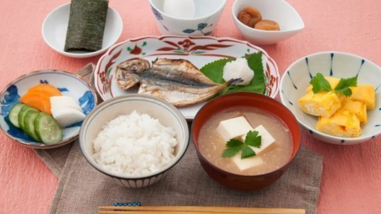 [Bintang] Makanan khas Jepang