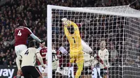 5 Pemain Liverpool yang Main Bapuk saat Dipermak West Ham: Alisson Becker Paling Parah