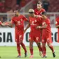 Para pemain Persija Jakarta merayakan gol yang dicetak oleh Bruno Matos ke gawang Shan United pada laga Piala AFC 2019 di SUGBK, Jakarta, Rabu (15/5). (Bola.com/M Iqbal Ichsan)