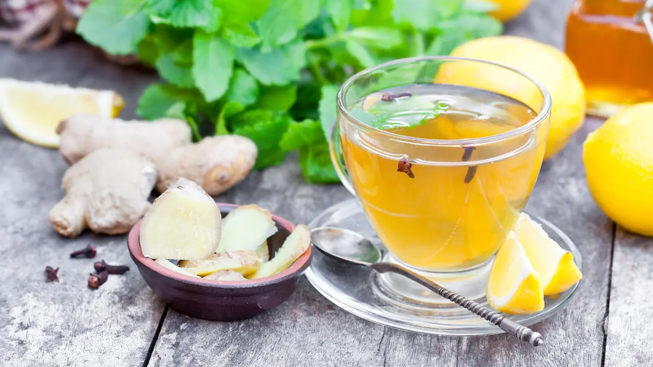 rebusan minuman teh jahe cengkeh