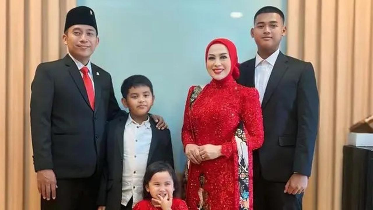 8 Potret Megahnya Paludarium Raksasa di Rumah Denny Cagur, Harganya Ditaksir Miliaran Rupiah