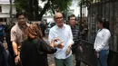Politikus dan presenter Tantowi Yahya tiba di rumah duka Guruh Soekarnoputra di Jalan Sriwijaya Raya, Kebayoran Baru, Jakarta Selatan, Sabtu (26/9/2026). (KLY/Budy Santoso)