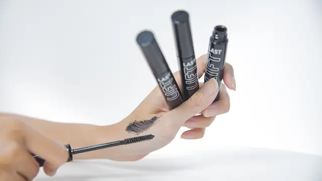 Review Rangkaian Wardah EyeXpert, Maksimalkan Riasan Mata Cantik Sekaligus Tetap Sehat