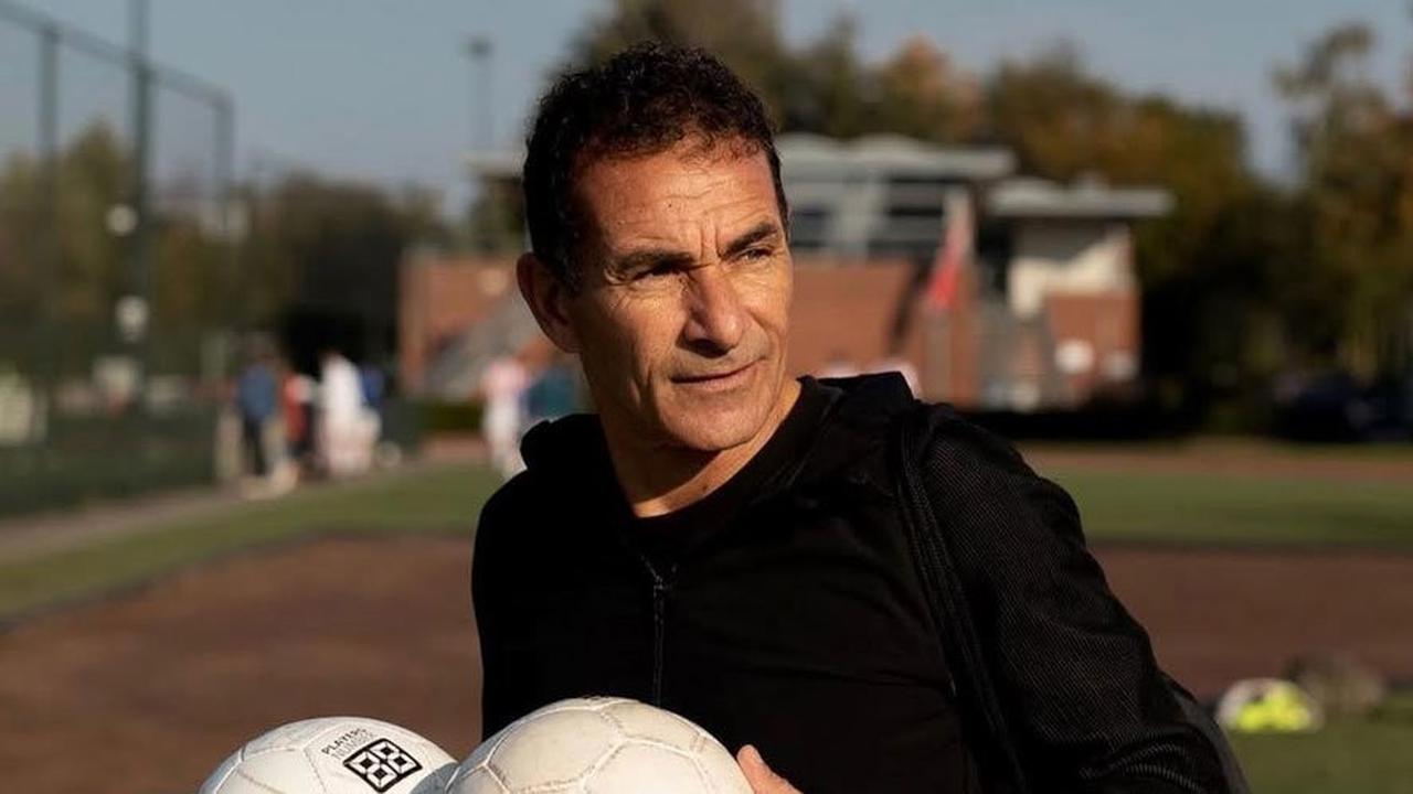 Gerald Vanenburg Pantau Laga Arema Vs Persik: Siapa Calon Pemain Timnas U-23 yang jadi Perhatian?