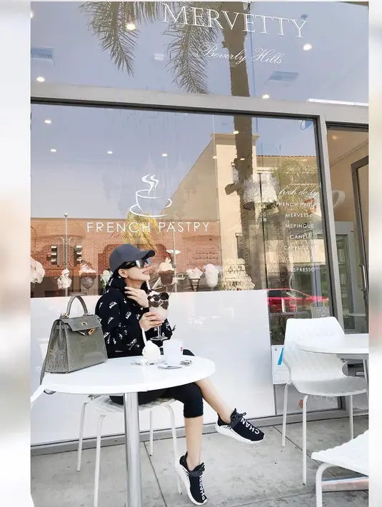 (Instagram/princessyahrini)